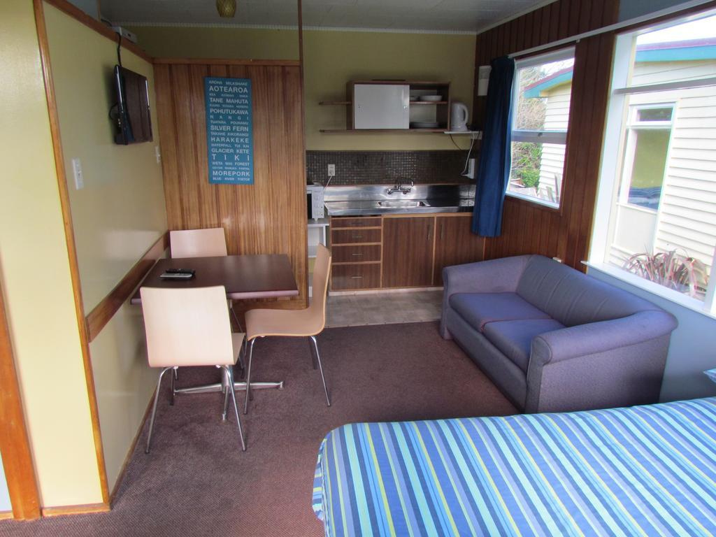 Baylys Beach Holiday Park Pokoj fotografie